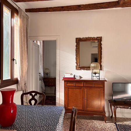 Ca Giovanni - Charmant And Exclusive Apartment Venetië Buitenkant foto