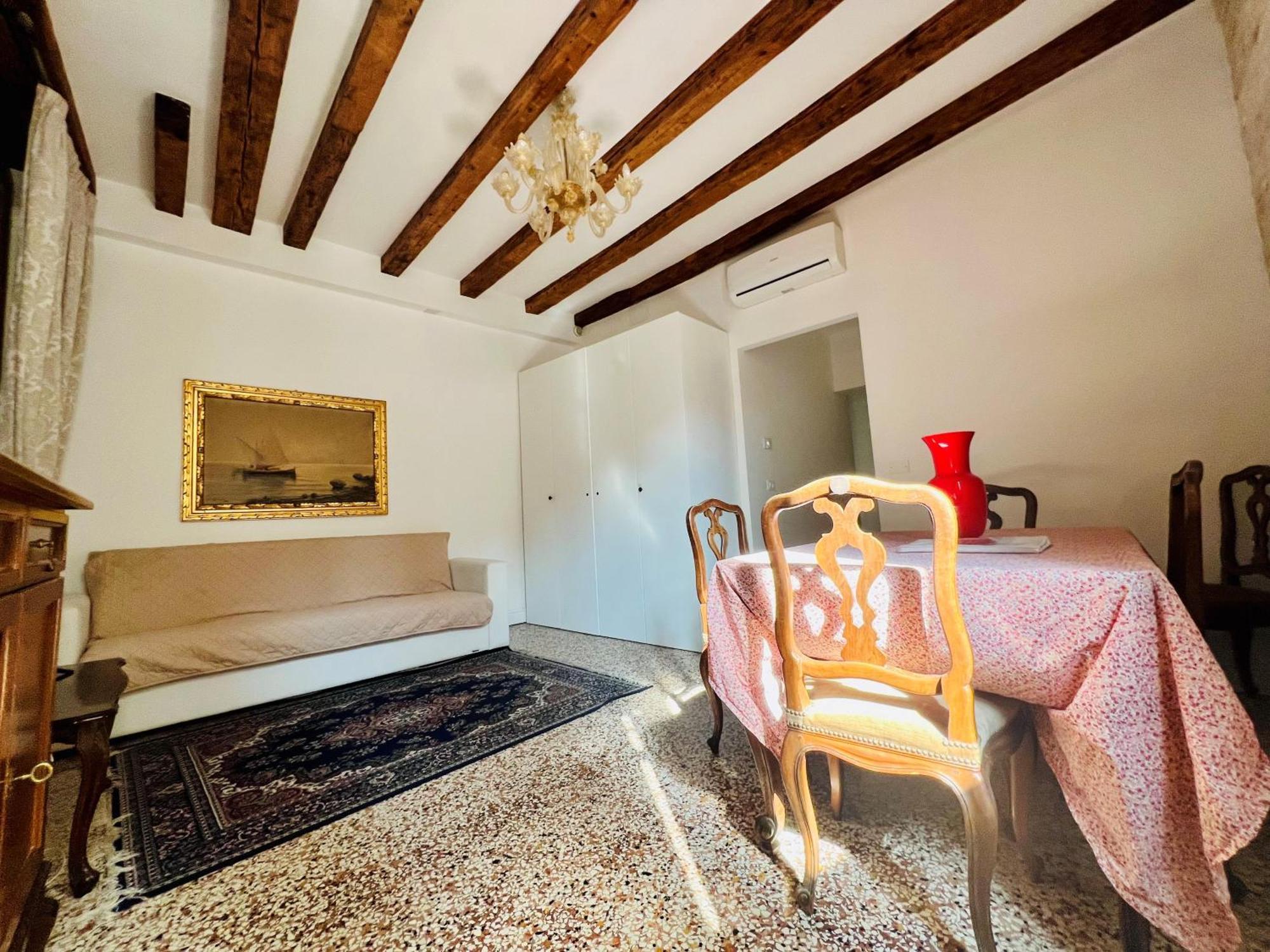 Ca Giovanni - Charmant And Exclusive Apartment Venetië Buitenkant foto